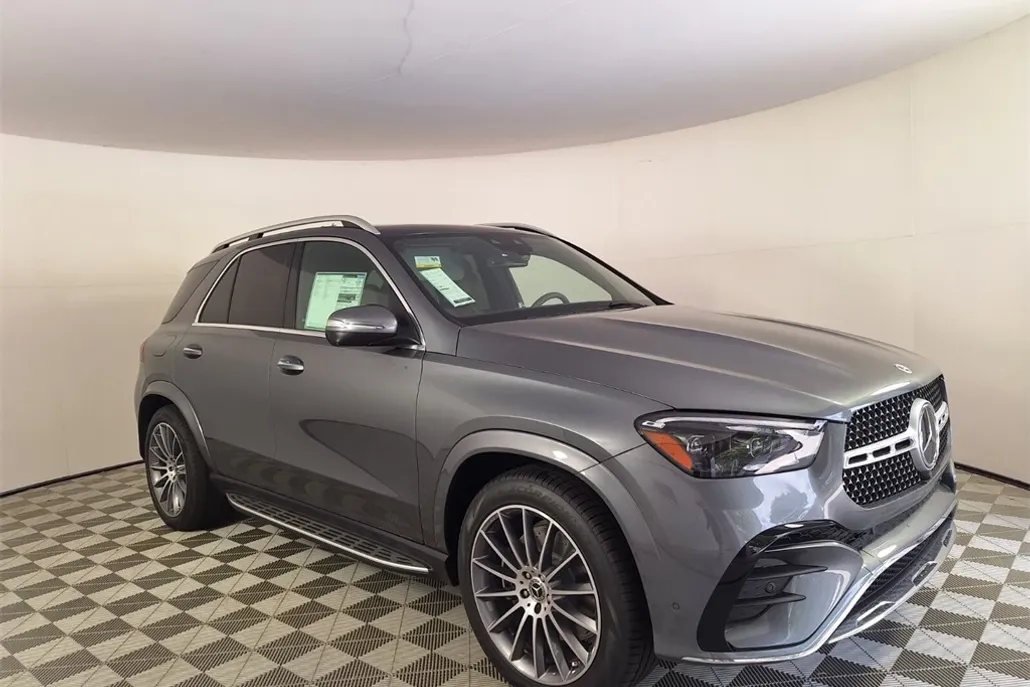 2025 Mercedes Benz GLE 350 4MATIC photo 1