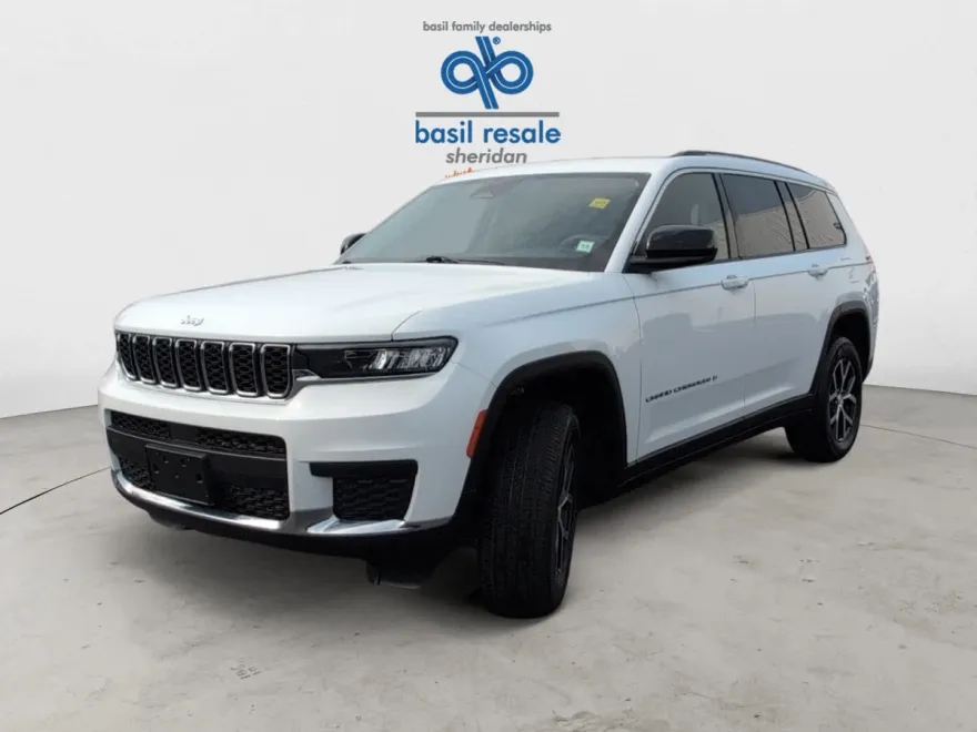 2024 Jeep Grand Cherokee Laredo photo 1