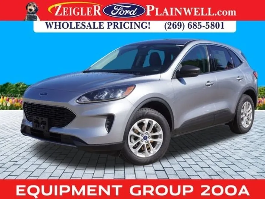 2022 Ford Escape SE photo 1
