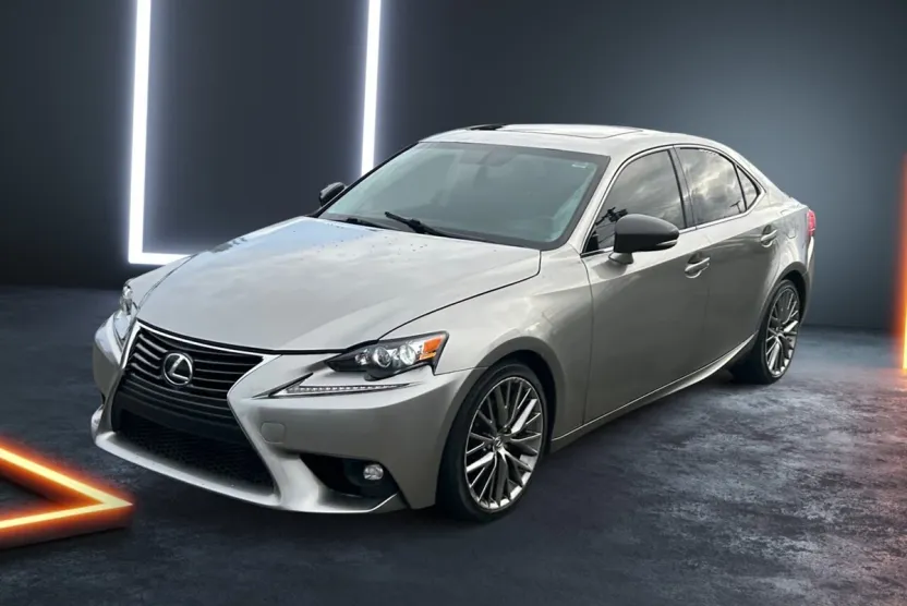 2015 Lexus IS 250 photo 1