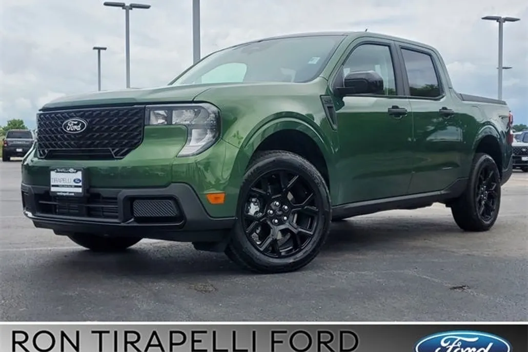 2025 Ford Maverick XLT photo 1
