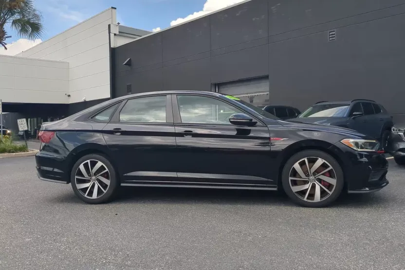 2020 Volkswagen Jetta GLI 2.0T photo 1