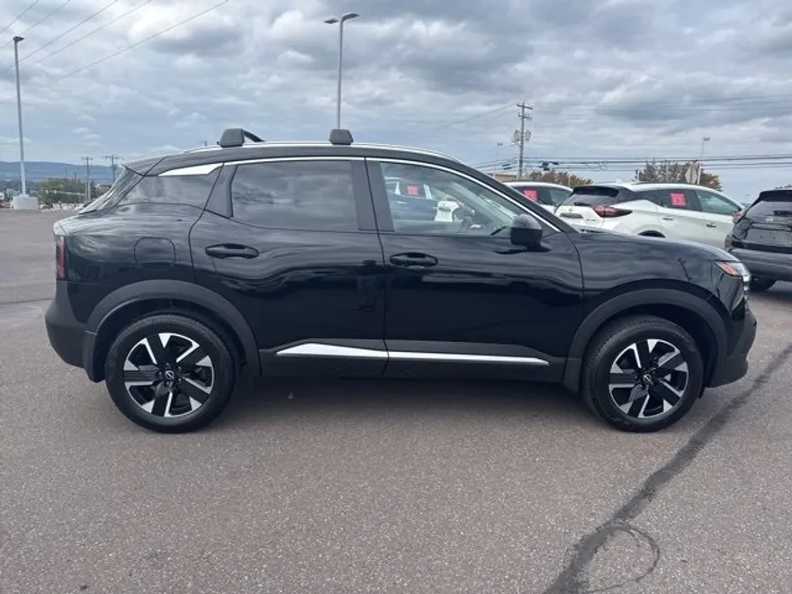 2026 Nissan Kicks SV photo 1