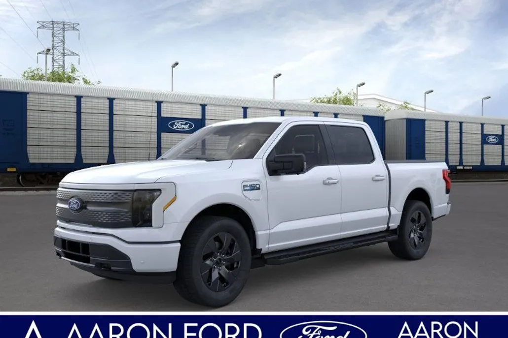 2025 Ford F-150 Lightning photo 1