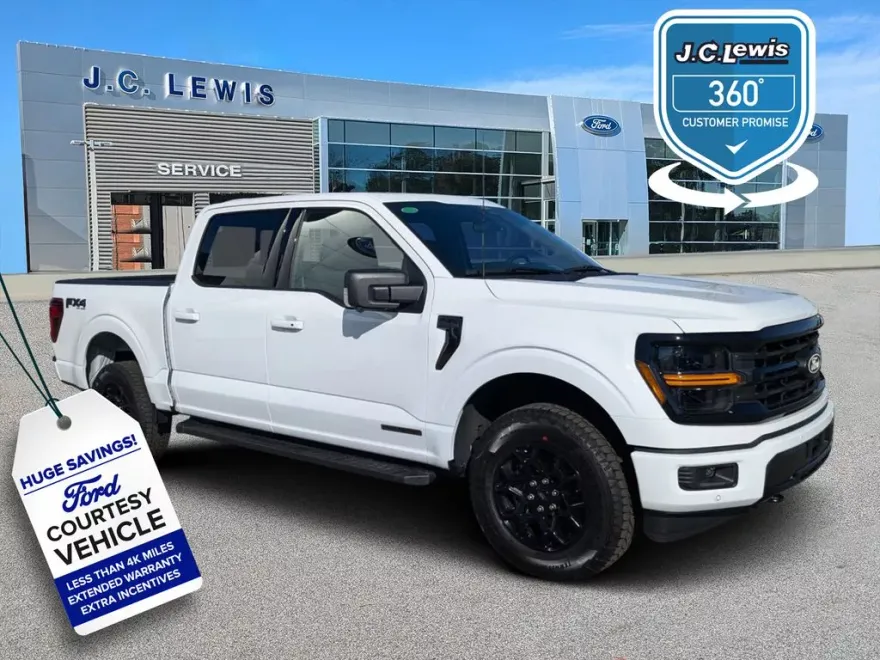 2025 Ford F-150 XLT photo 1
