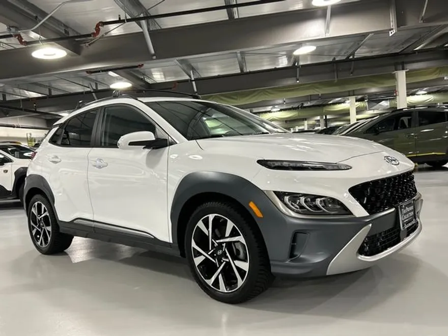 2022 Hyundai Kona Limited photo 1