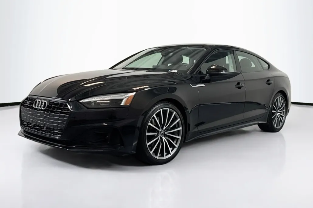 2022 Audi A5 Quattro Premium Plus photo 1