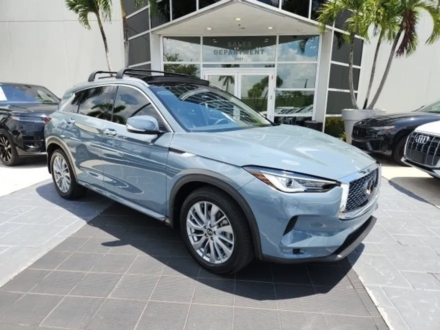 2025 Infiniti QX50 Luxe photo 1