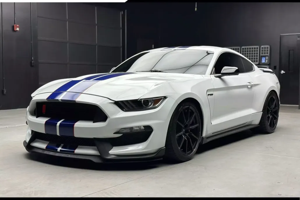 2016 Ford Mustang Shelby GT350 photo 1