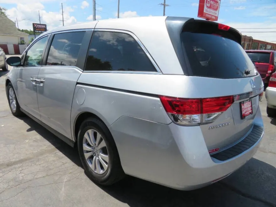 2015 Honda Odyssey EX photo 1