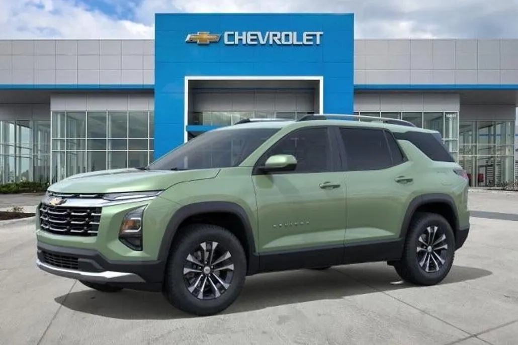 2026 Chevrolet Equinox LT photo 1