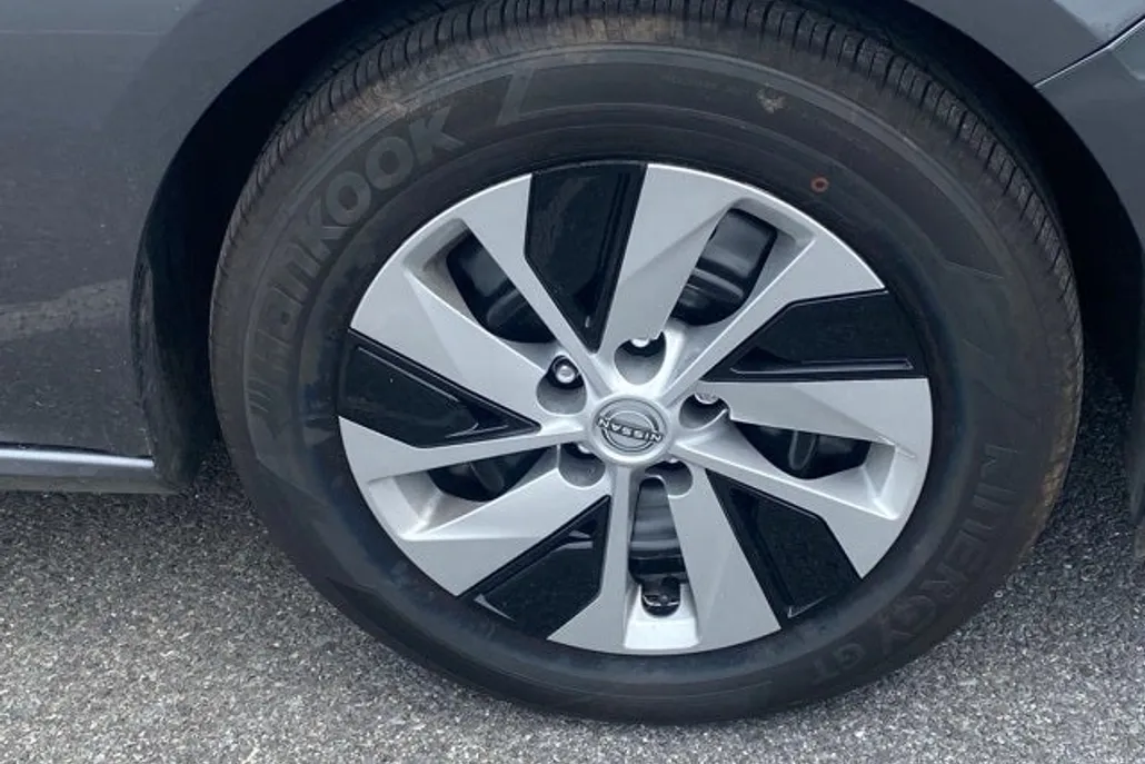 2025 Nissan Altima 2.5 S photo 1