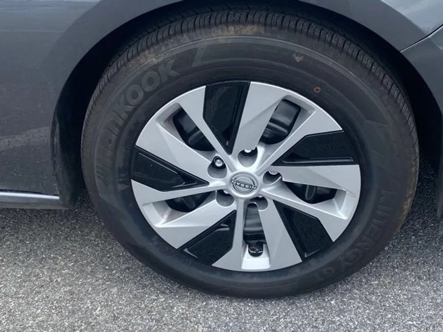 2025 Nissan Altima 2.5 S photo 1