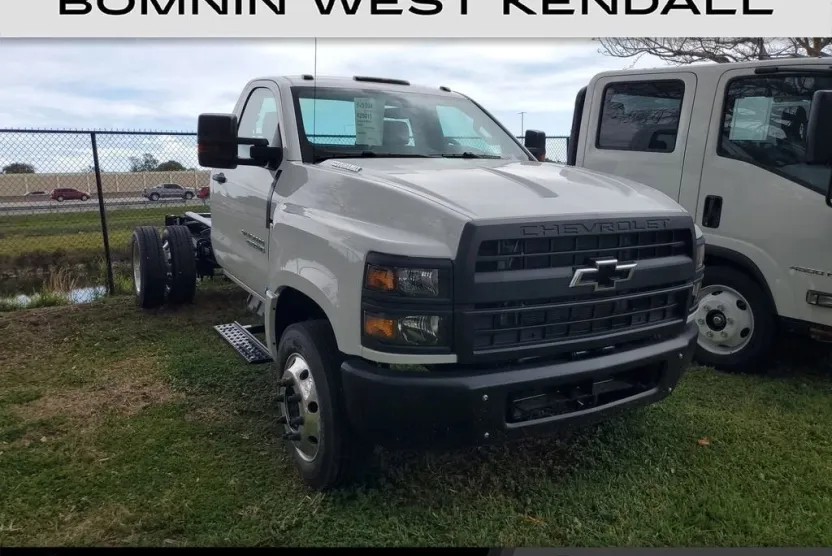 2024 Chevrolet Silverado 4500HD Work Truck photo 1