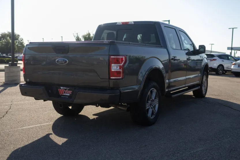 2018 Ford F-150 XLT photo 1