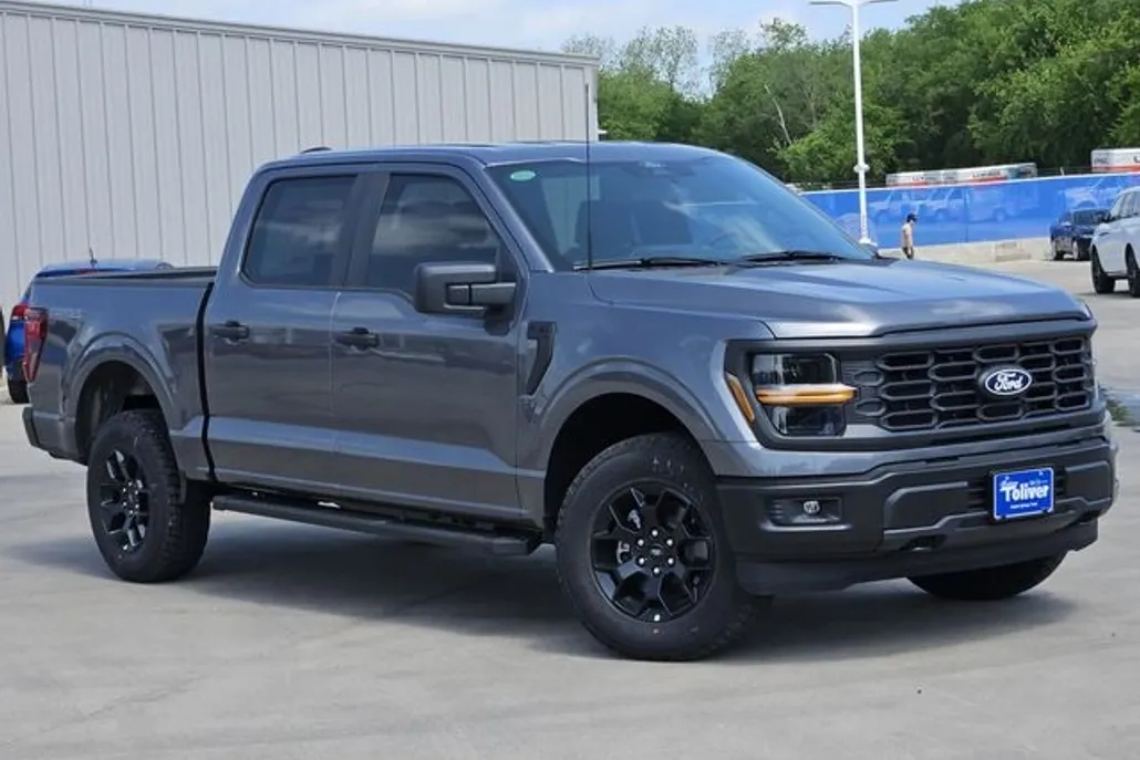 2025 Ford F-150 STX photo 1
