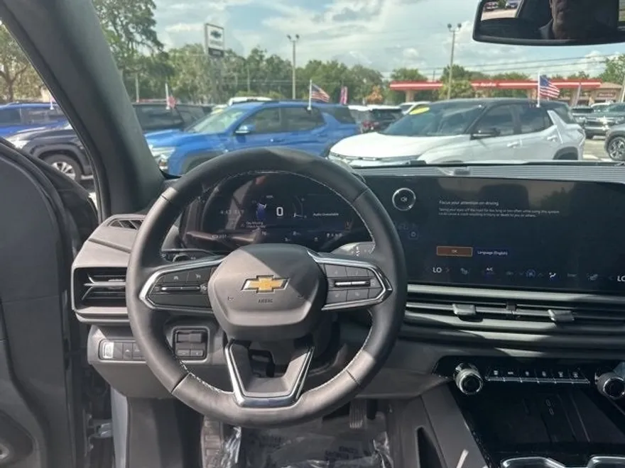 2026 Chevrolet Silverado EV LT photo 1