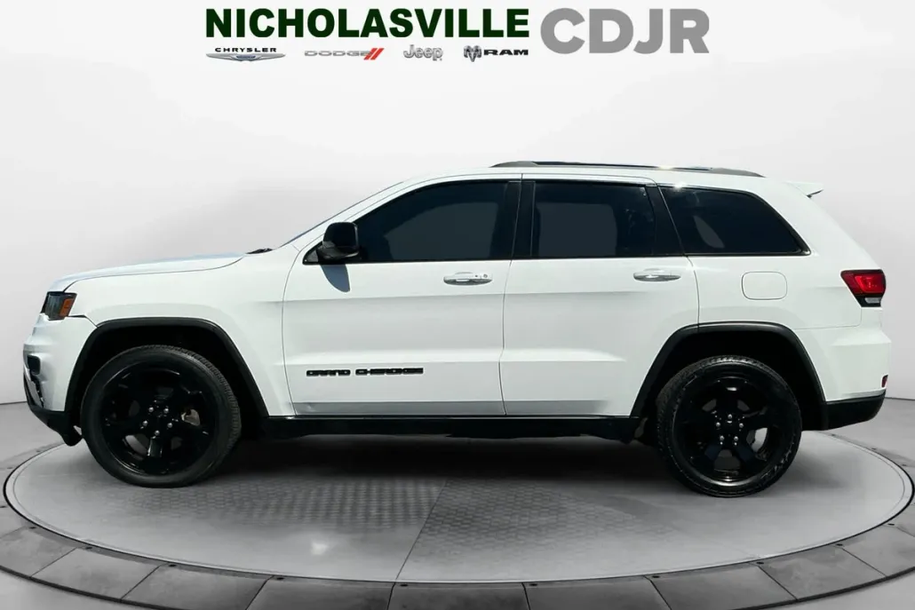 2018 Jeep Grand Cherokee Upland photo 1