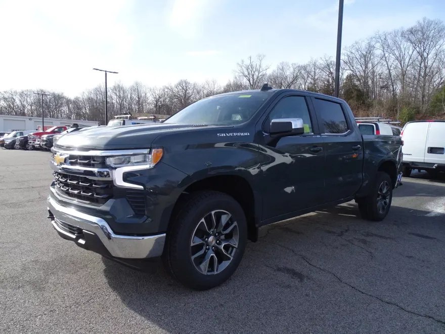 2025 Chevrolet Silverado 1500 LT photo 1