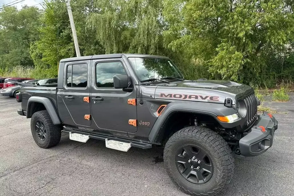 2021 Jeep Gladiator Mojave photo 1