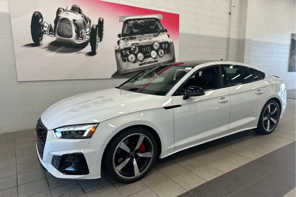 2023 Audi A5 S line Quattro Premium Plus photo 1