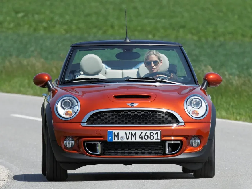 2013 Mini Cooper Base Convertible photo 1