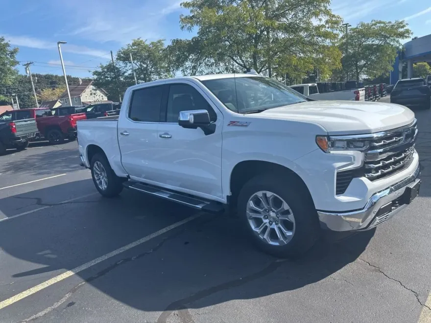 2026 Chevrolet Silverado 1500 LTZ photo 1