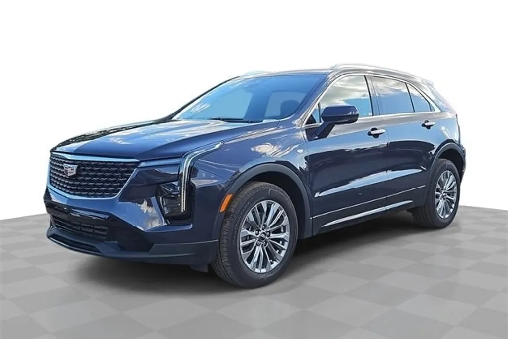2024 Cadillac XT4 Premium Luxury photo 1