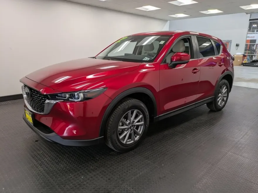 2022 Mazda CX-5 2.5 S Preferred photo 1