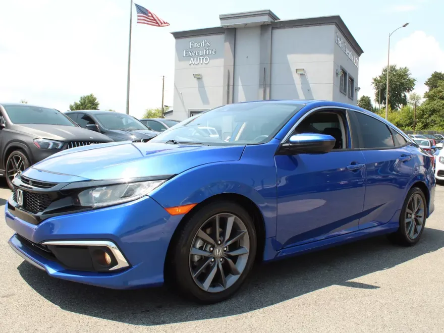 2021 Honda Civic EX photo 1