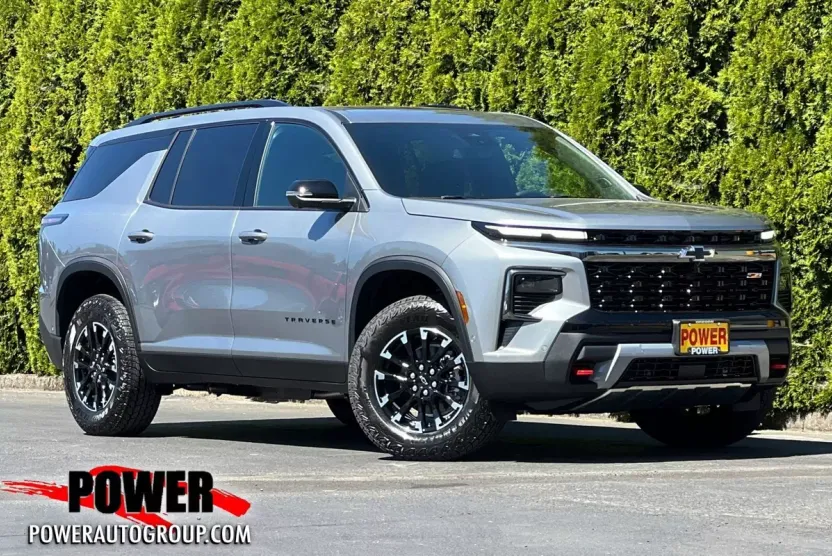2026 Chevrolet Traverse Z71 photo 1