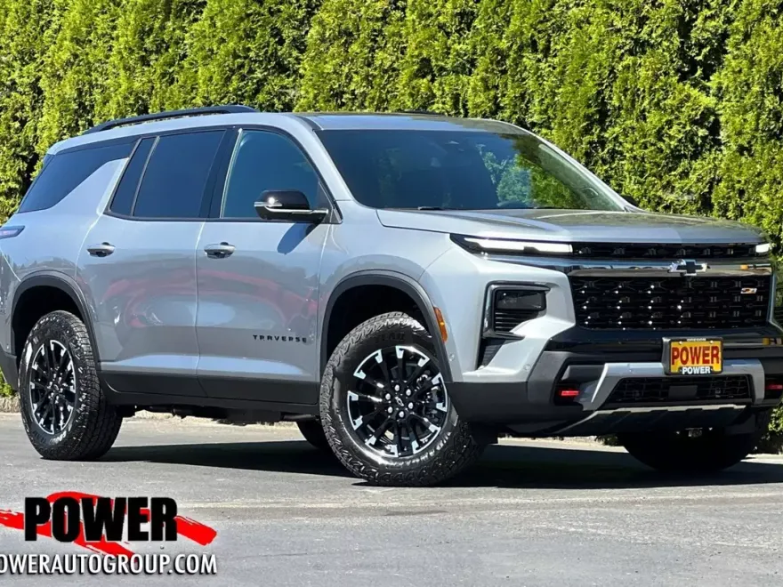 2026 Chevrolet Traverse Z71 photo 1