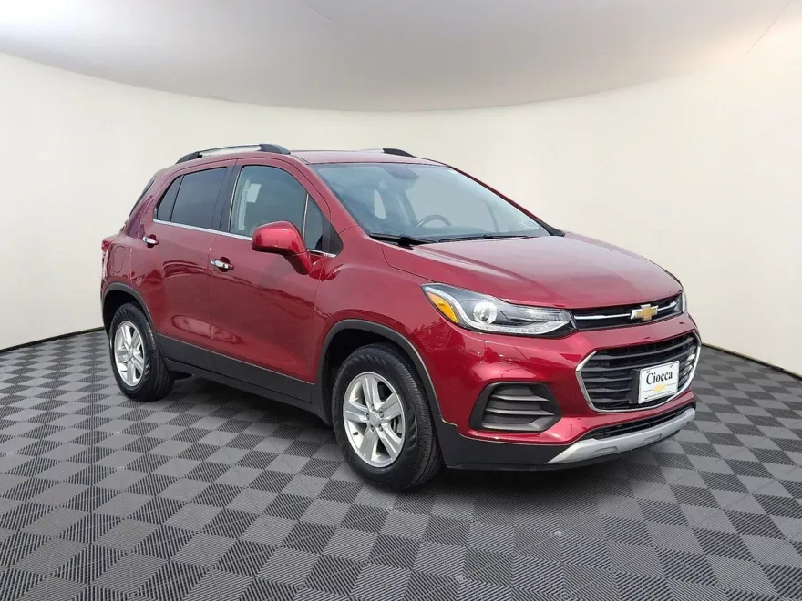 2019 Chevrolet Trax LT photo 1