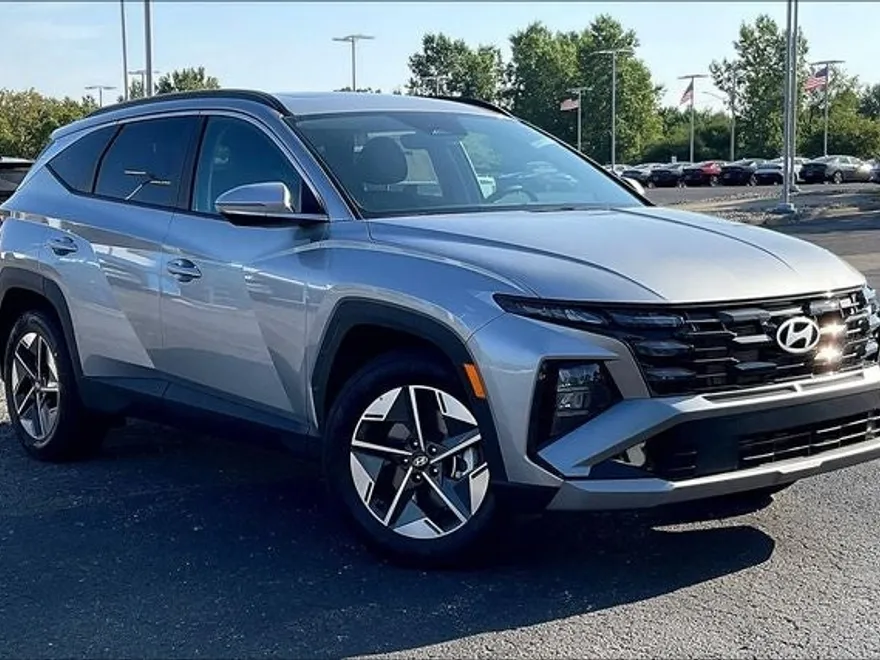 2025 Hyundai Tucson SEL Convenience photo 1