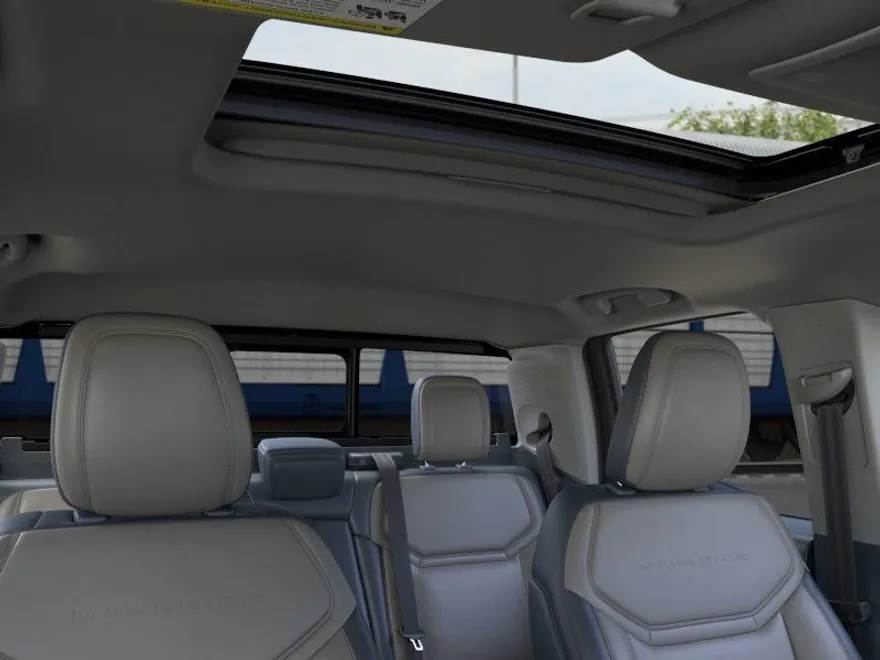 2025 Ford Maverick Lariat photo 1