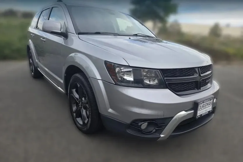 2018 Dodge Journey Crossroad photo 1