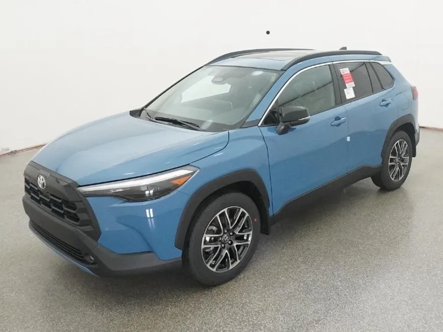 2026 Toyota Corolla Cross XLE photo 1