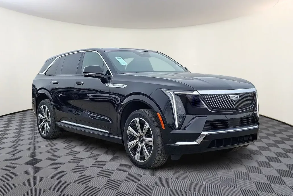 2025 Cadillac Escalade IQ Luxury photo 1