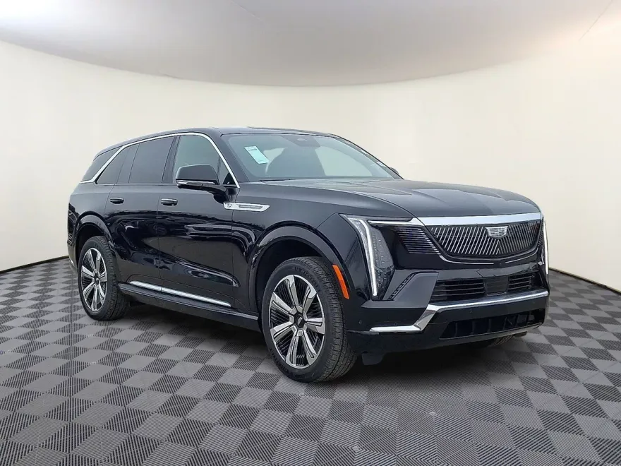 2025 Cadillac Escalade IQ Luxury photo 1