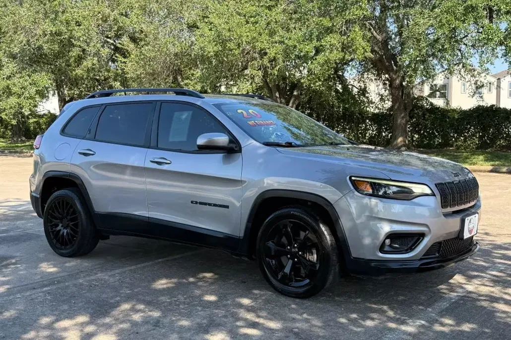 2020 Jeep Cherokee Altitude Sport photo 1