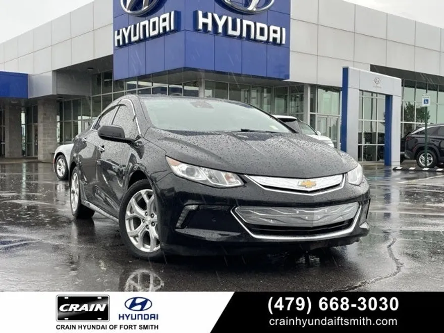 2017 Chevrolet Volt Premier photo 1