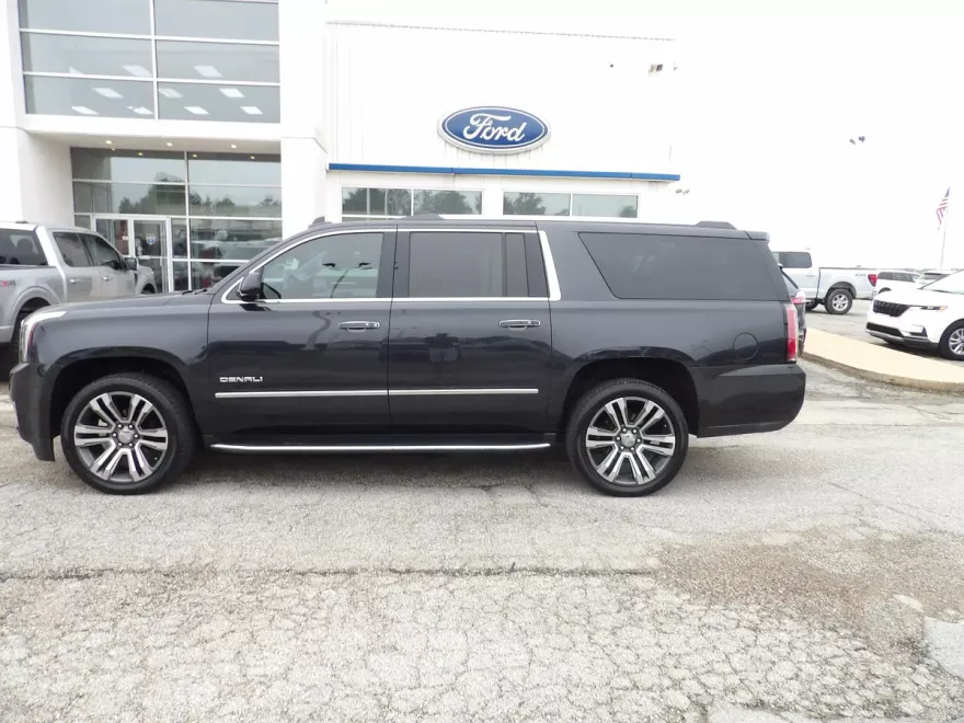 2020 Gmc Yukon Denali XL photo 1