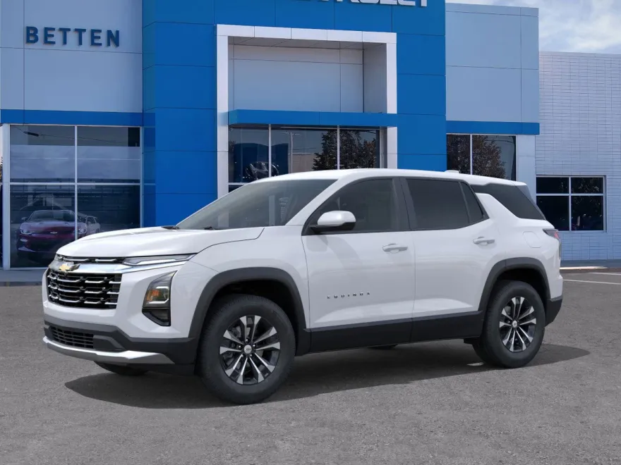 2026 Chevrolet Equinox LT photo 1