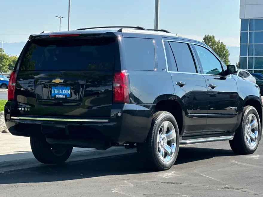 2015 Chevrolet Tahoe LTZ photo 1