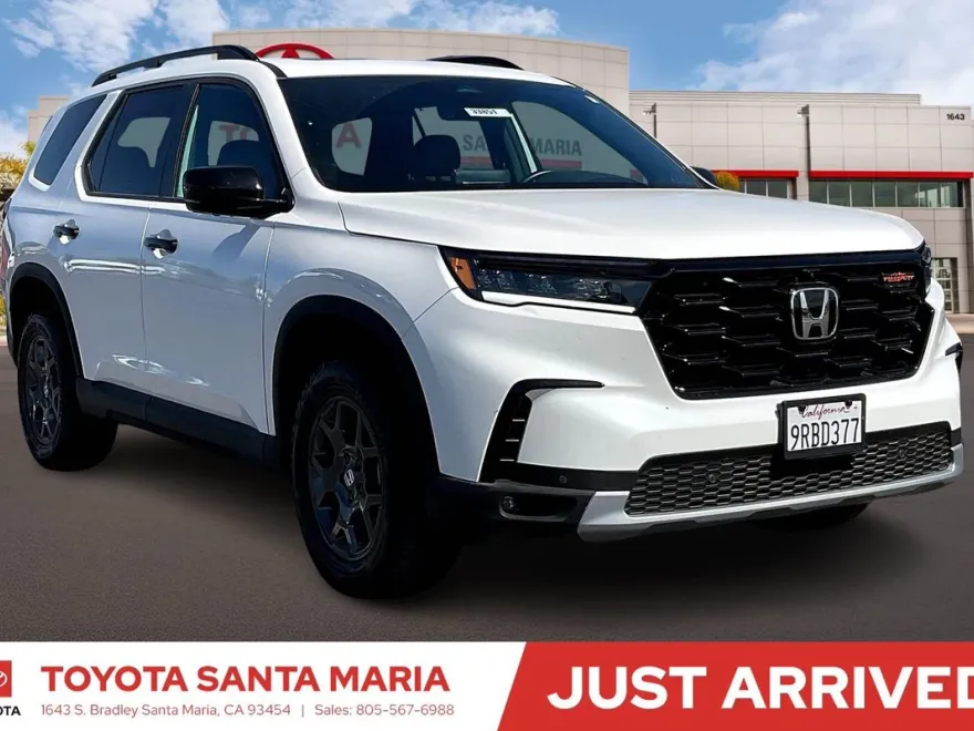 2025 Honda Pilot TrailSport photo 1