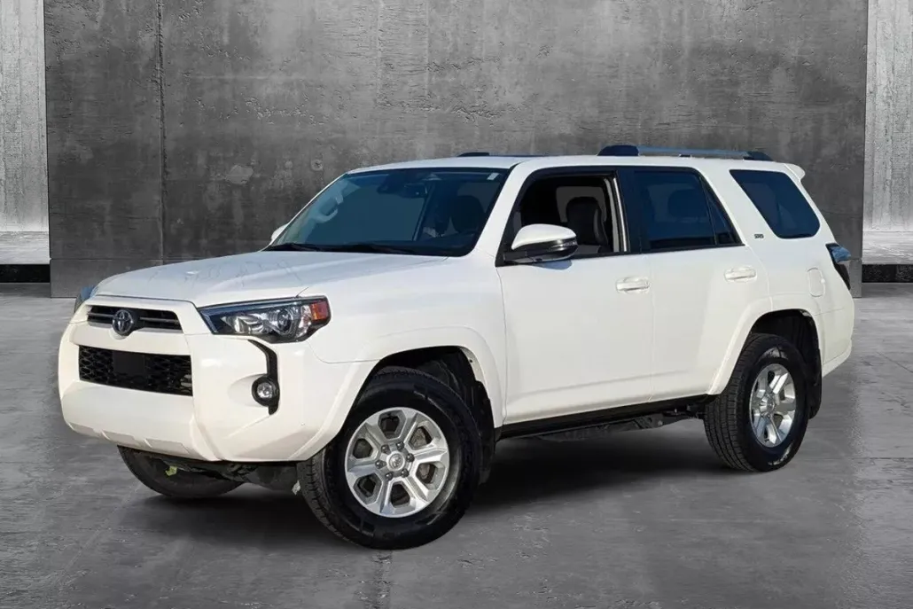 2023 Toyota 4Runner SR5 Premium photo 1