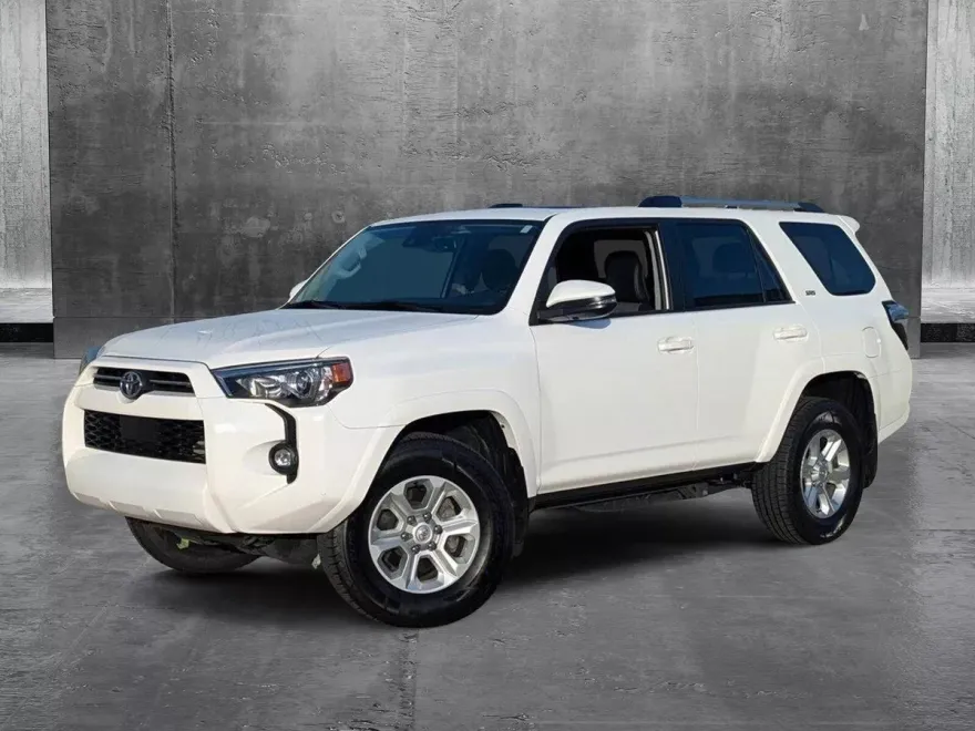 2023 Toyota 4Runner SR5 Premium photo 1