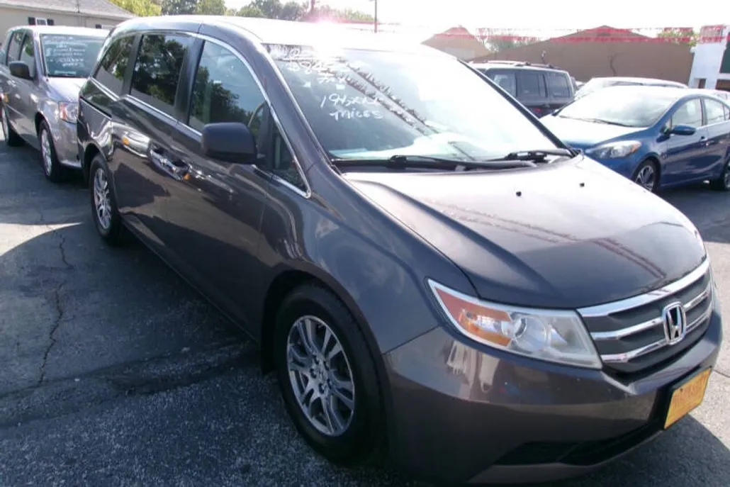 2013 Honda Odyssey EX-L photo 1