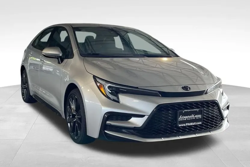 2025 Toyota Corolla SE photo 1
