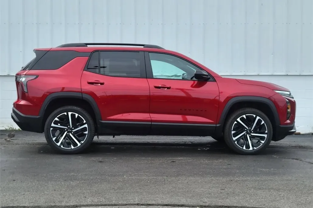 2026 Chevrolet Equinox RS photo 1